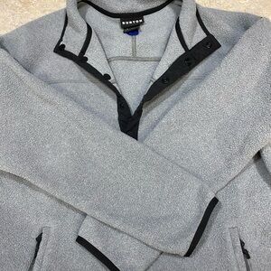 Burton Men's Gray Pullover jacket  with Black Trim